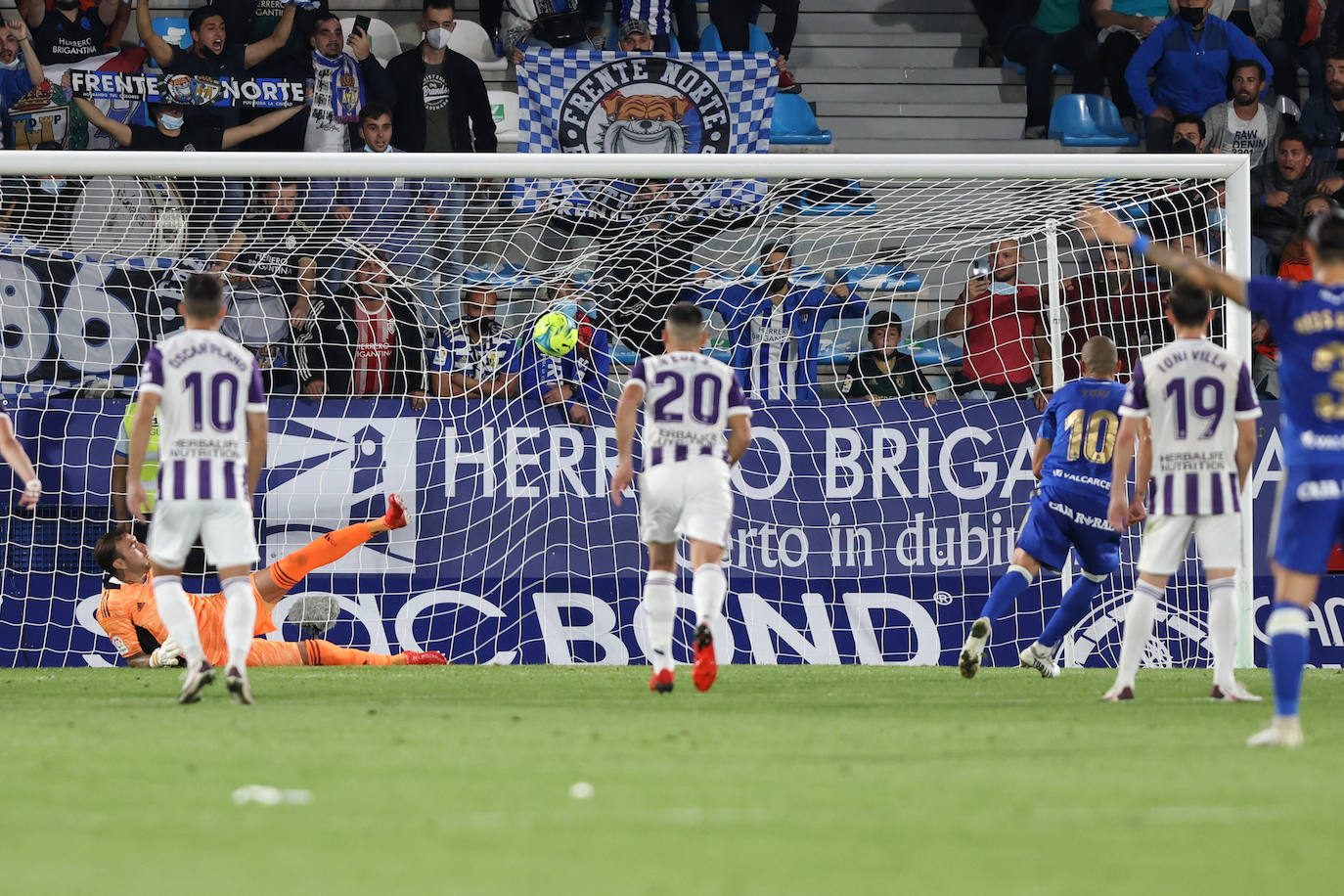 Fotos: Ponferradina 2-2 Real Valladolid