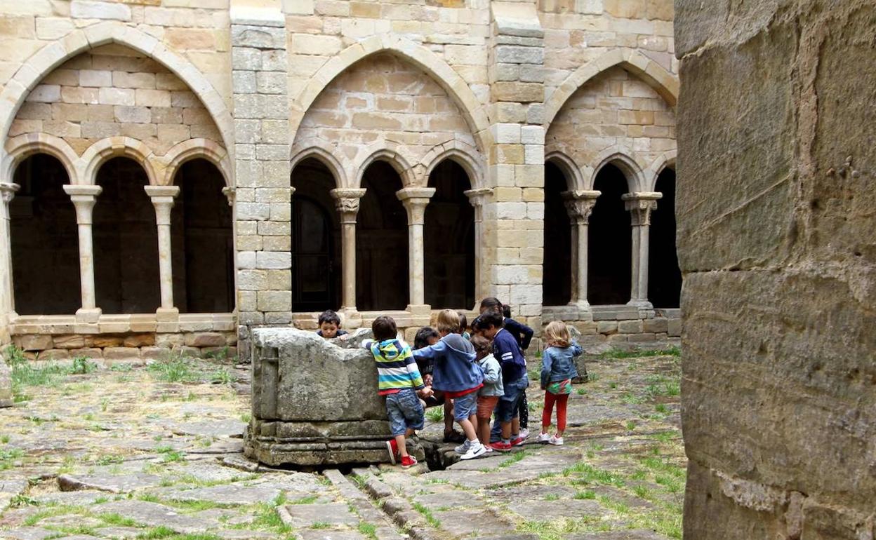 Taller para niños de la Fundación Santa María la Real. 