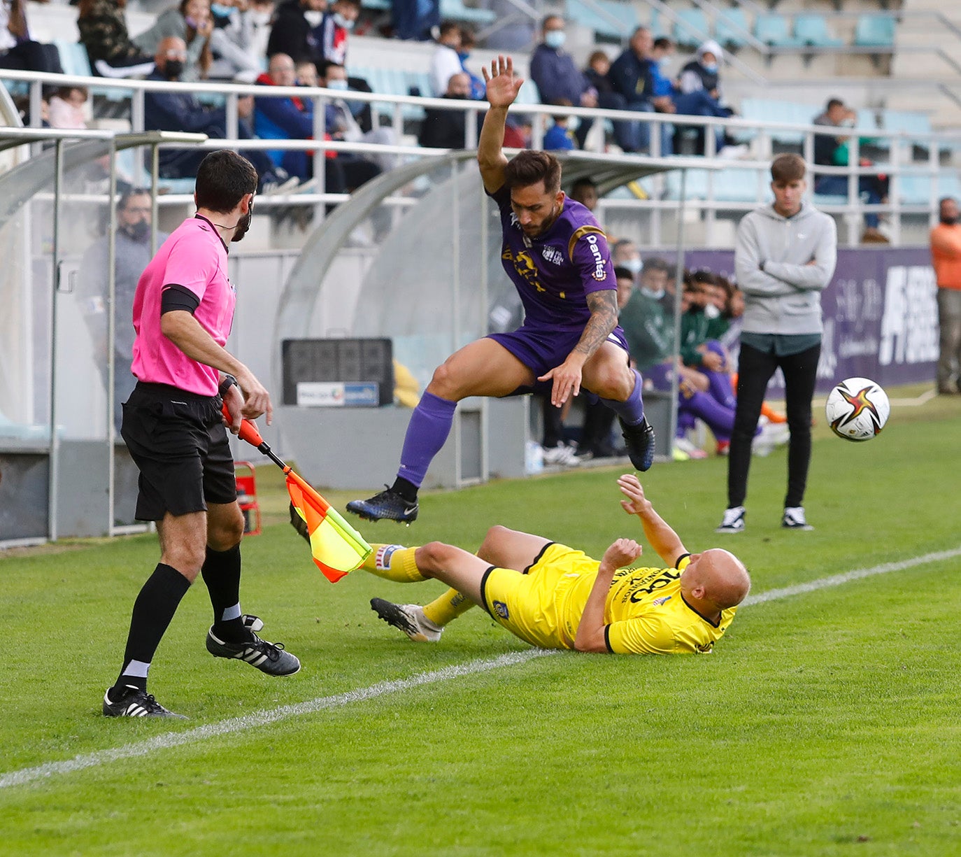 Palencia Cristo Atlético 3 - 0 C.D.A Navalcarnero