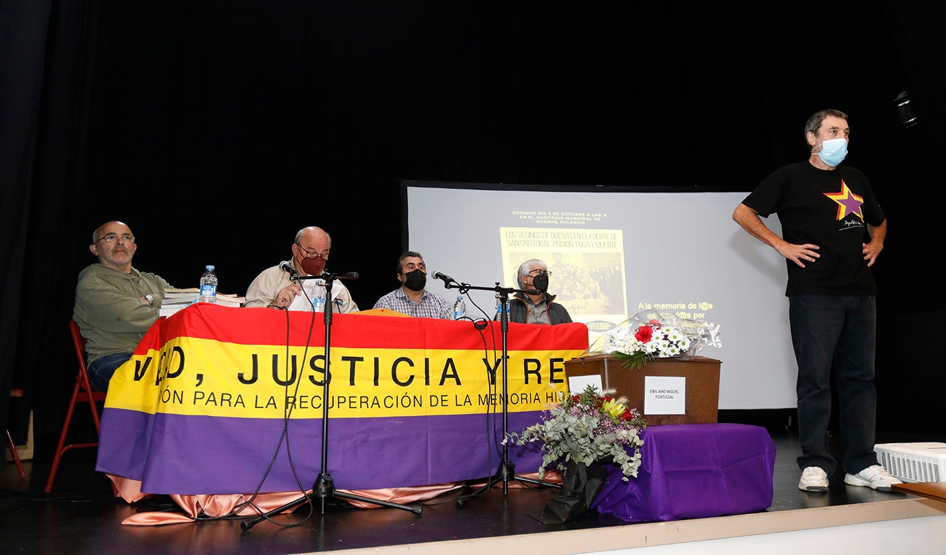 Los restos de Emiliano vuelven a Dueñas