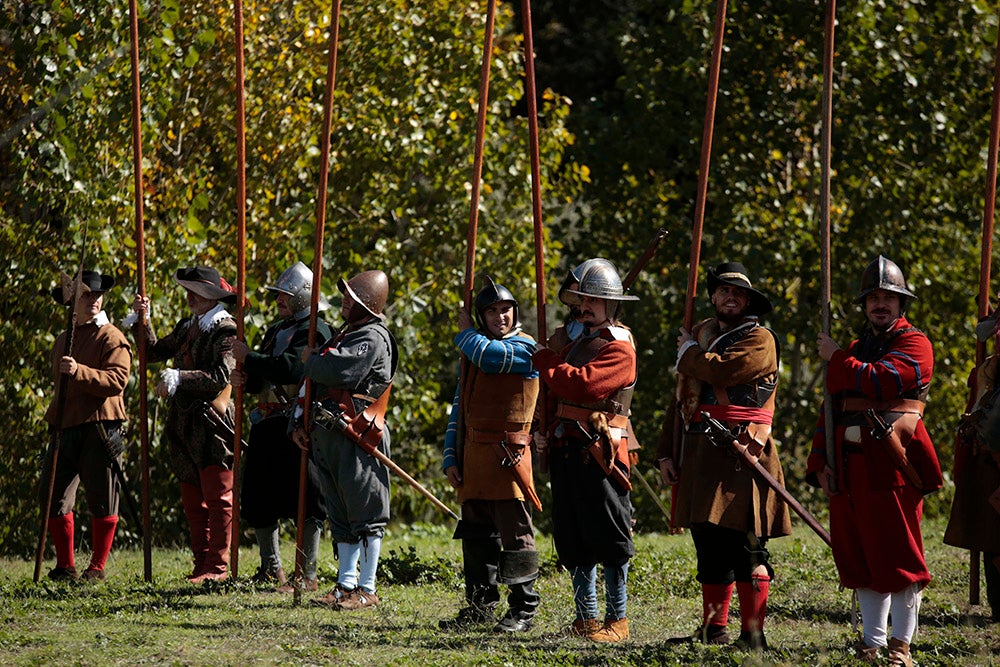 Salamanca se despide de su Siglo de Oro con la simulación de una batalla de los tercios españoles a orillas del Tormes