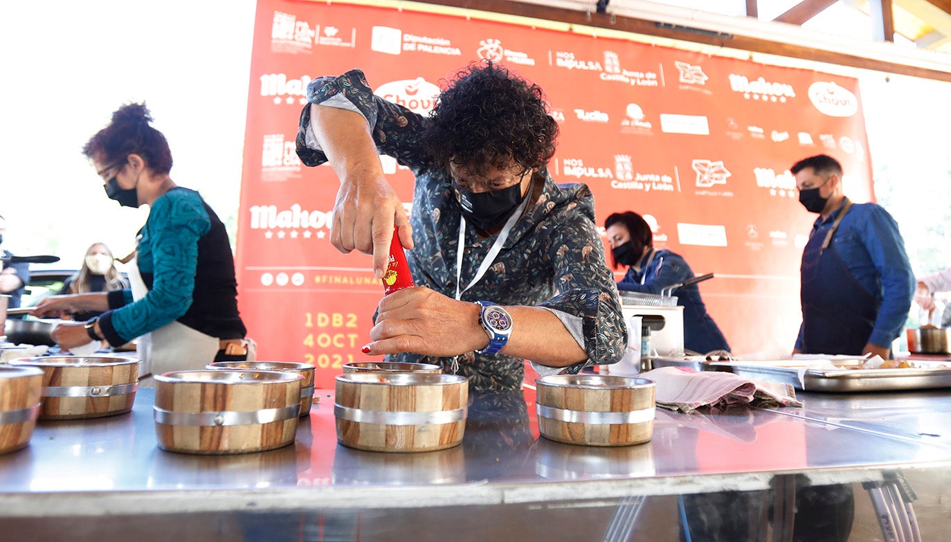 Final del II concurso internacional de patatas bravas en Palencia