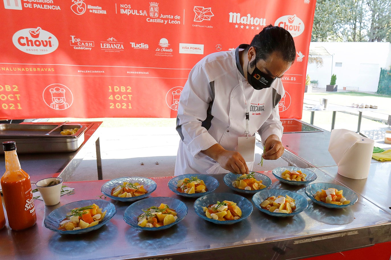 Final del II concurso internacional de patatas bravas en Palencia