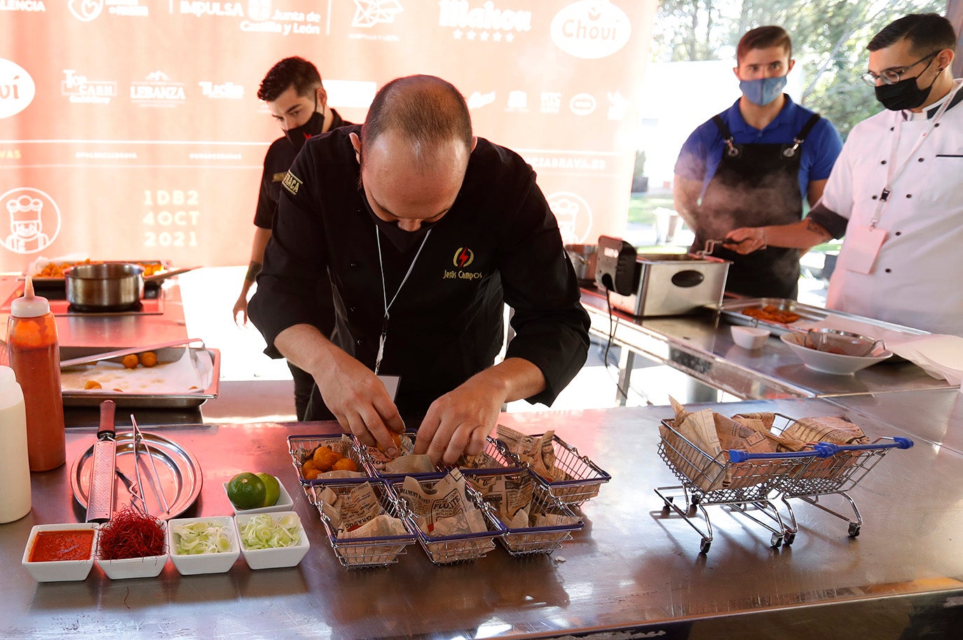 Final del II concurso internacional de patatas bravas en Palencia