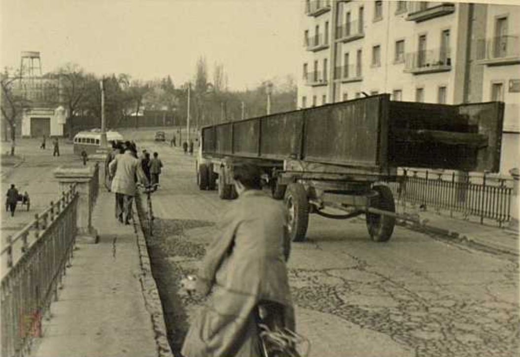 Fotos: El viaje de la pasarela para el Canal de Castilla