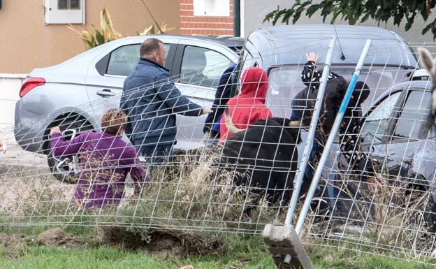 La hermana de la mujer corneada en Mojados: «El toro se ensañó con ella, está muy grave»