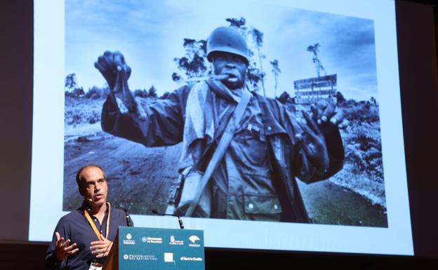 Álvaro Ybarra: «Desde la fotografía también se crean realidades paralelas»