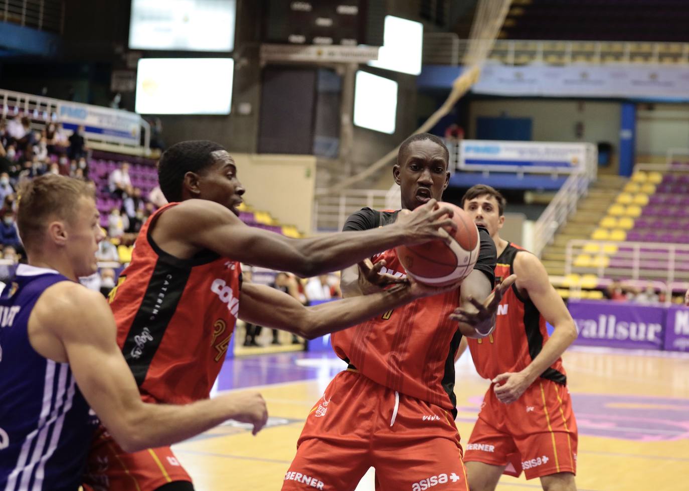 Fotos: UEMC Real Valladolid 78 - 82 Covirán Granda