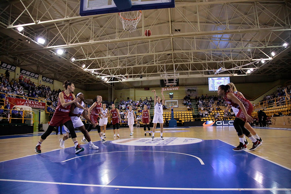 El CB Avenida, sin sus dos estrellas, supera con incertidumbre hasta el final al debutante MBA Moscow en la primera jornada de la fase de grupos