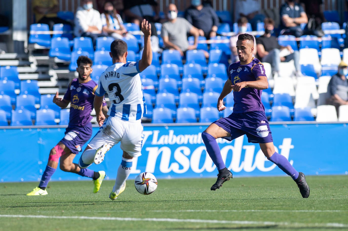 El equipo palentin suma la segunda victoria consecutiva en RFEF.