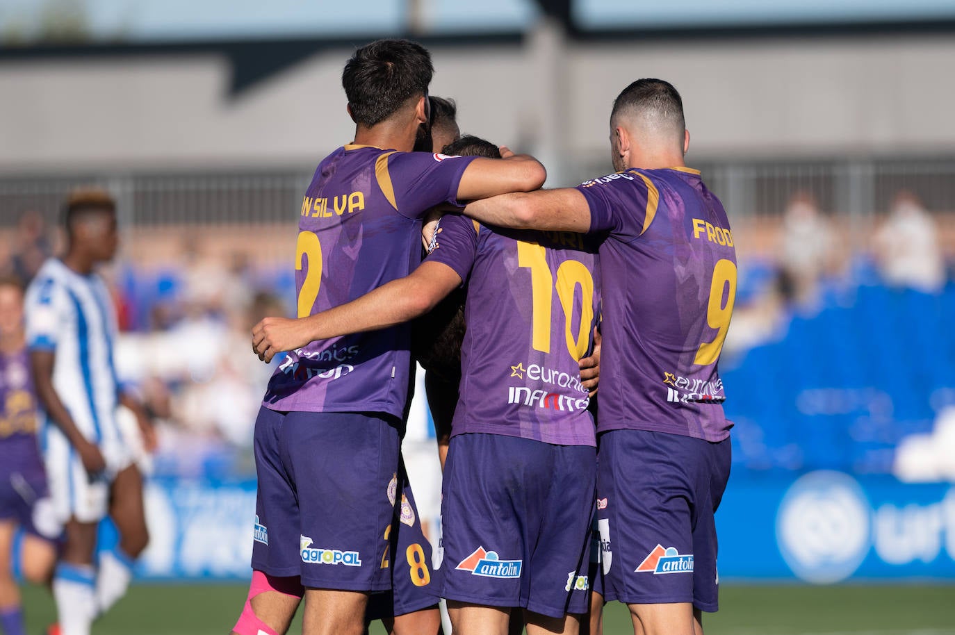 El equipo palentin suma la segunda victoria consecutiva en RFEF.