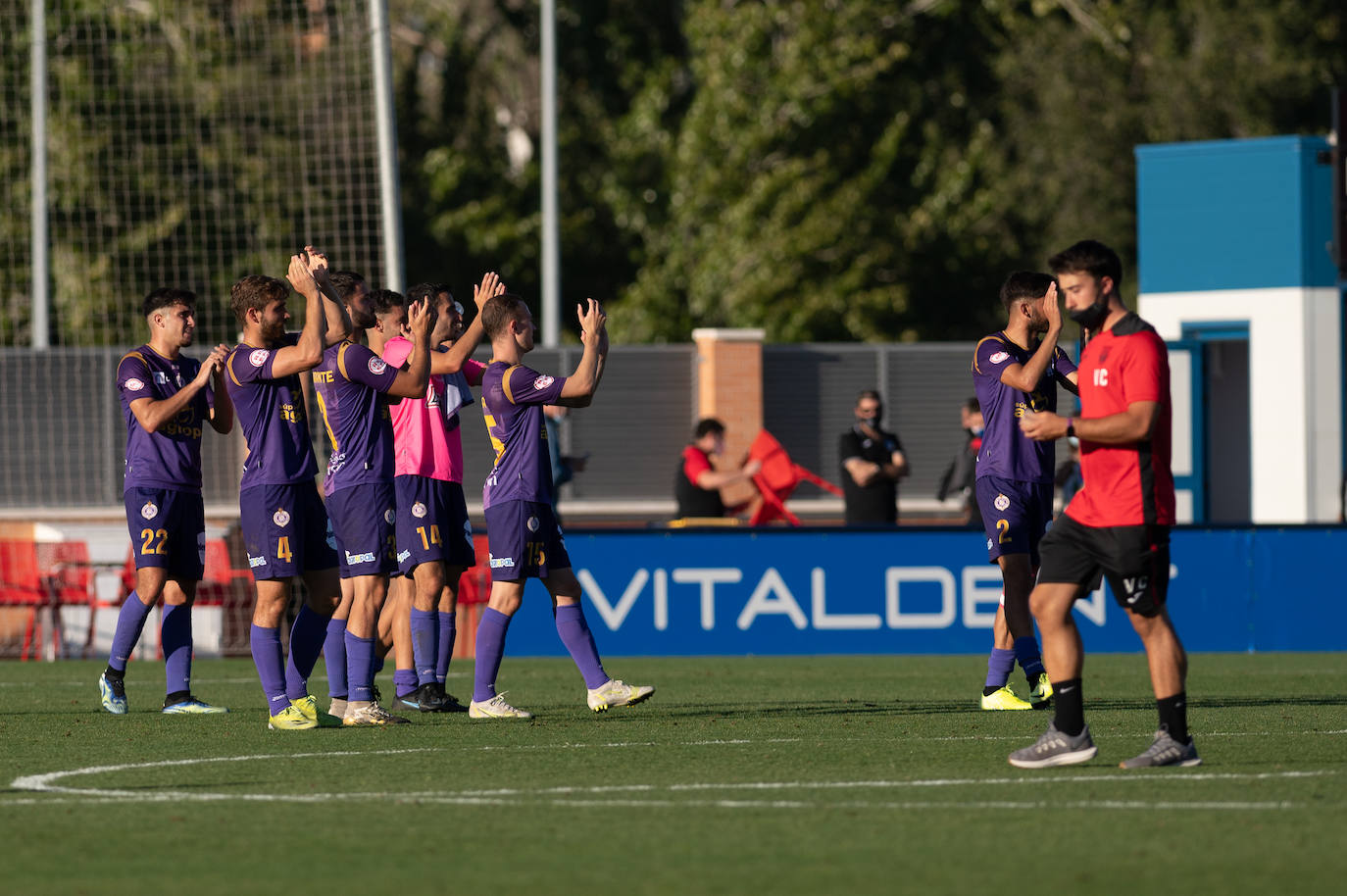 El equipo palentin suma la segunda victoria consecutiva en RFEF.