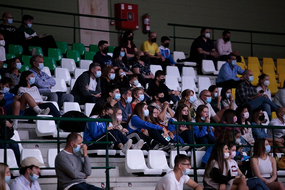 Duro correctivo para el Aquimisa Carbajosa en el debut liguero ante el Zamora Enamora (60-85)