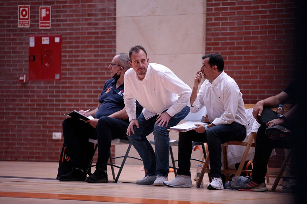 Duro correctivo para el Aquimisa Carbajosa en el debut liguero ante el Zamora Enamora (60-85)