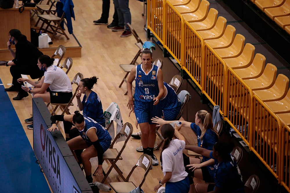 Avenida se pone serio en defensa y suma una más en la Liga (70-47)