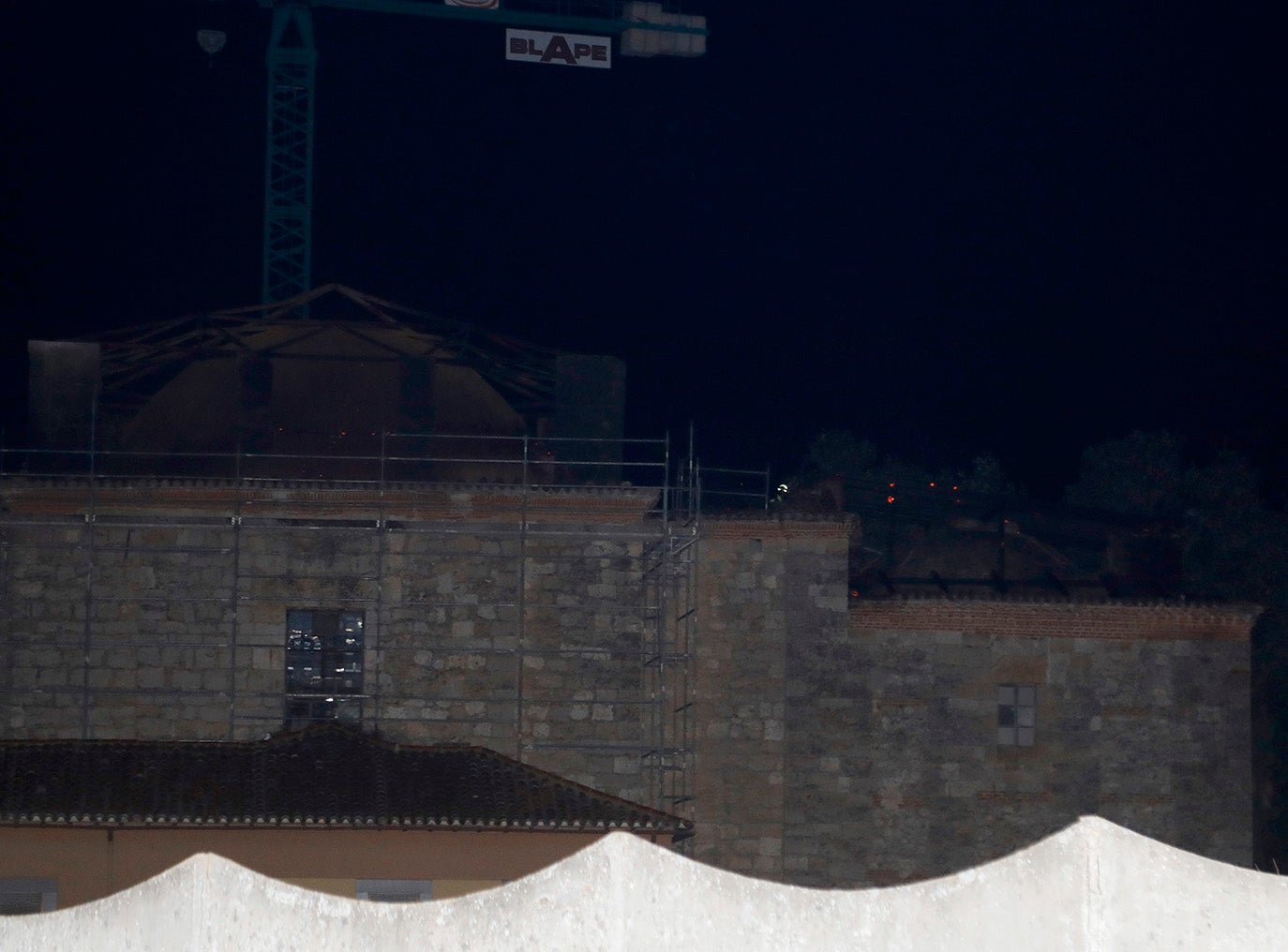 Incendio en el monasterio de Alconada.