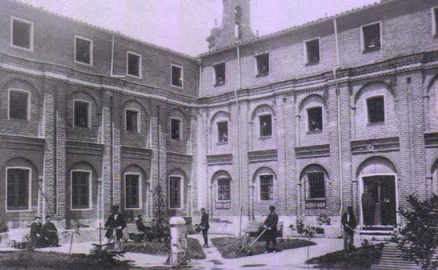 Jardín del Colegio de los Ingleses a comienzos del siglo XX.