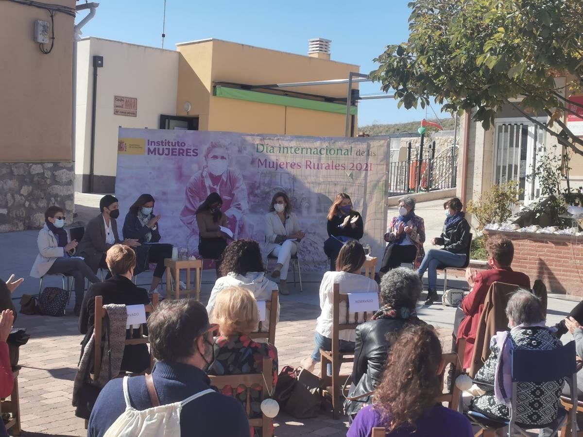 Fotos: La ministra de Igualdad, Irene Montero, asiste al acto del Día Internacional de la Mujer Rural en San Pelayo