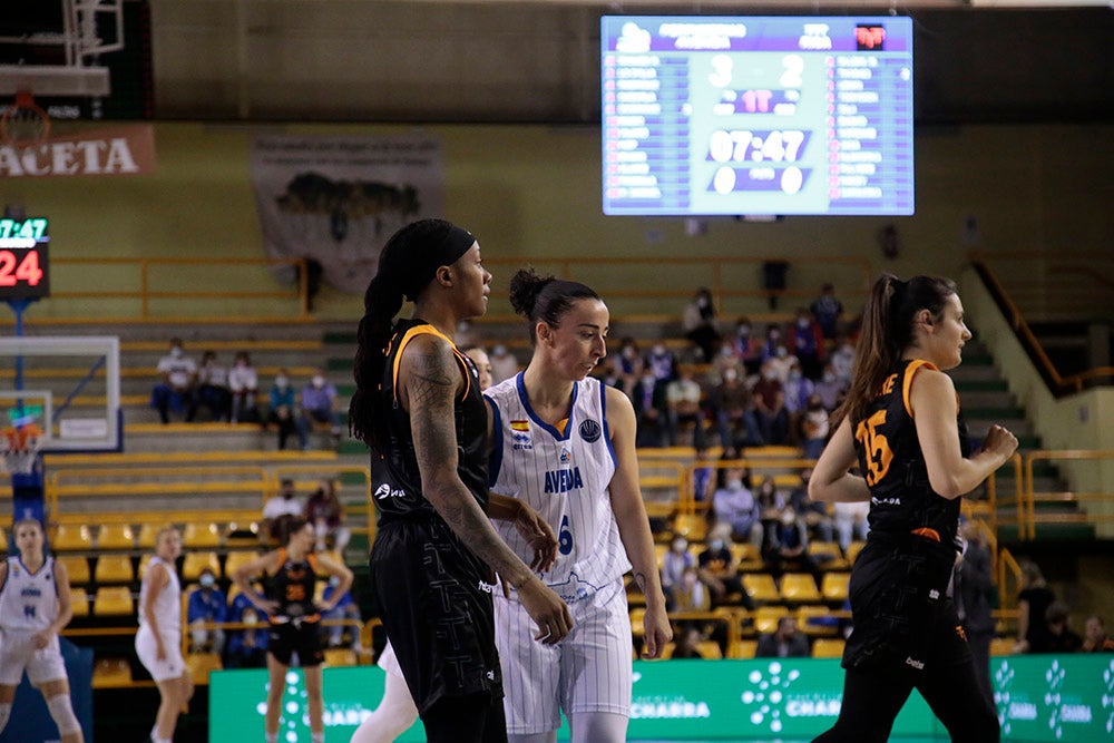Un voluntarioso Avenida pone la segunda a costa de un débil Riga (72-41)