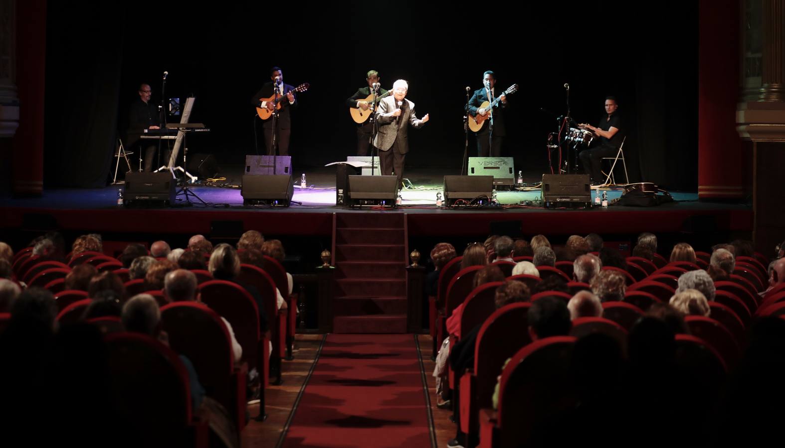 Fotos: Concierto de Mocedades y Los Panchos en el Teatro Carrión de Valladolid