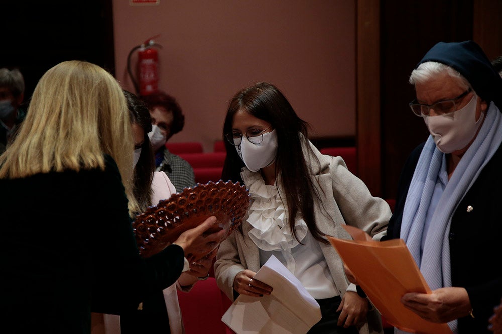 Alba de Tormes rinde homenaje a sus sanitarios en el pregón de las Fiestas en honor a Santa Teresa