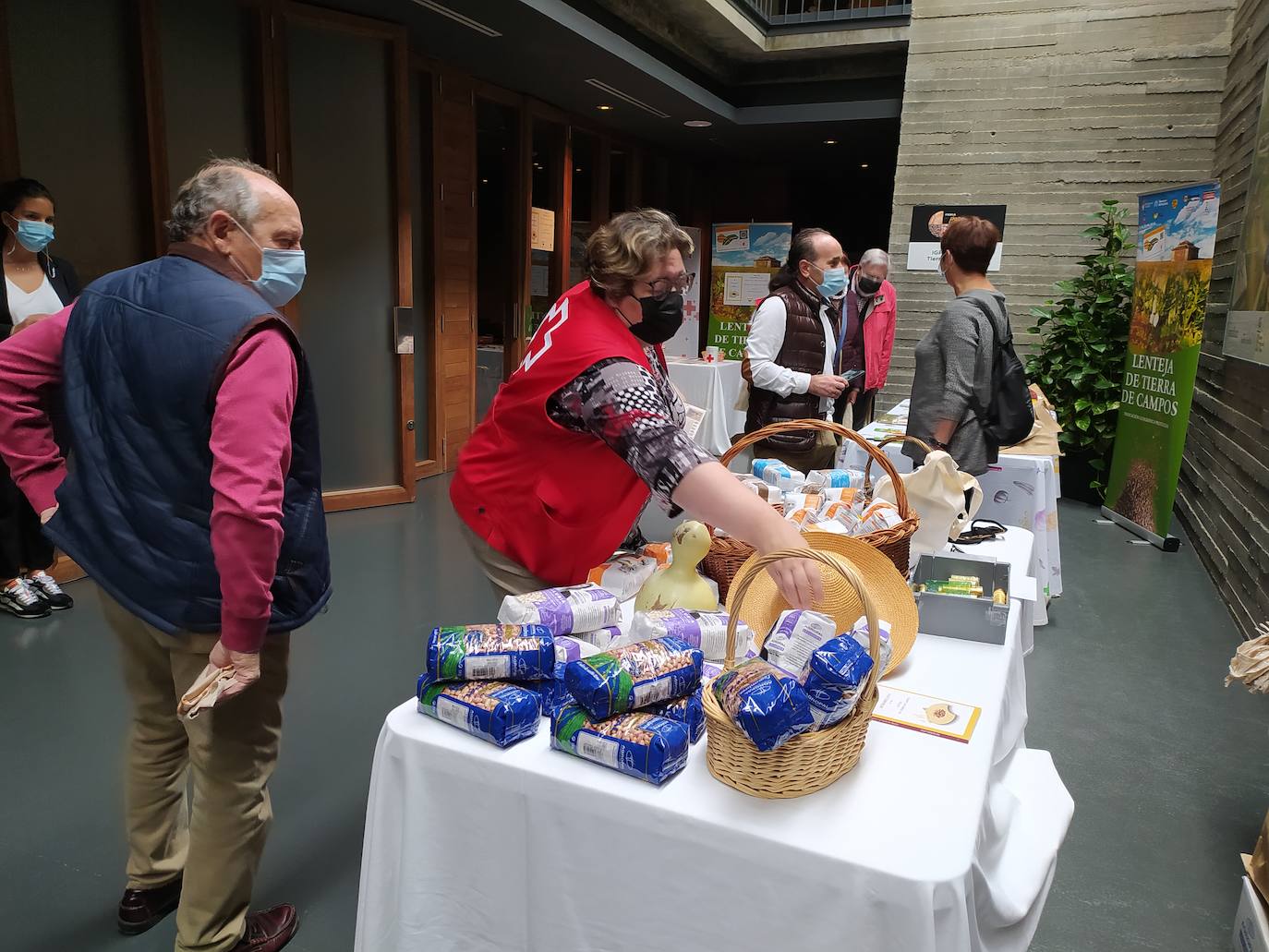 Fotos: Día del Pan y la Lenteja en Mayorga