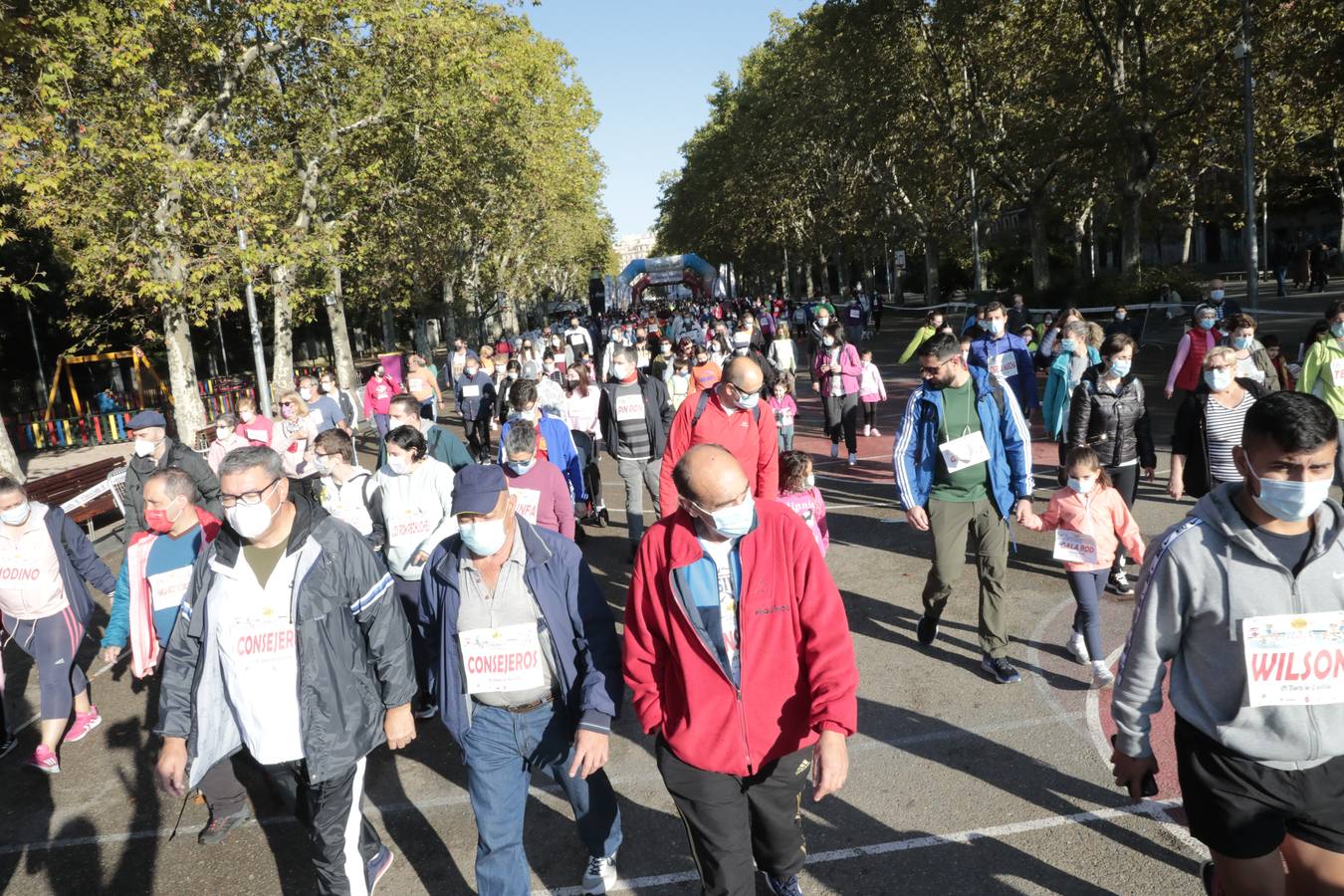 Fotos: VIII Día de la Familia en Marcha CaixaBank en Valladolid (1/2)