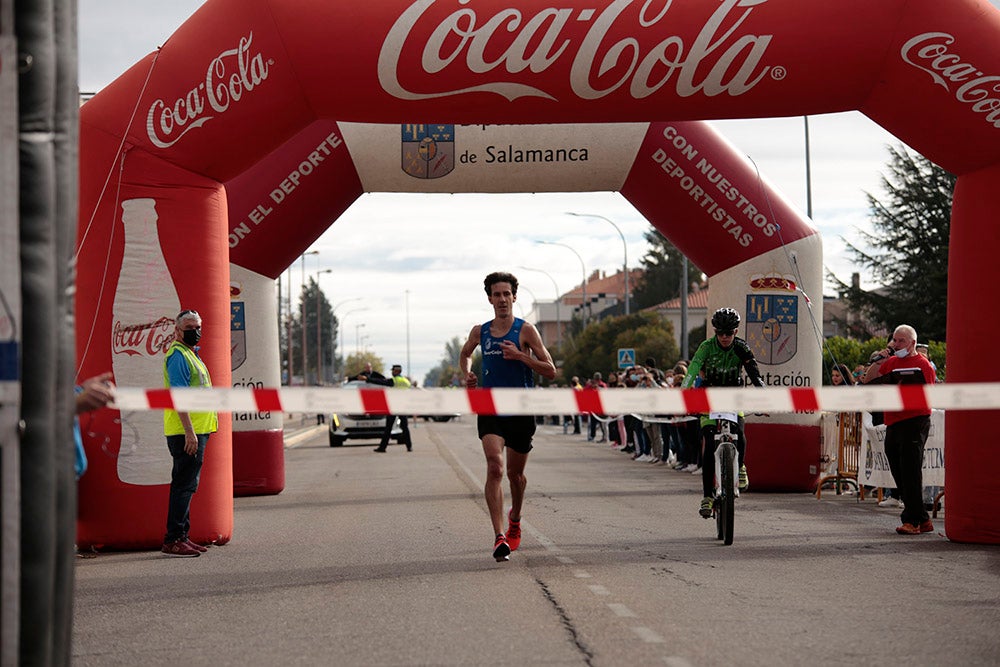 Santa Marta volvió a acoger la salida y llegada de la Media Maratón de la Diputación de Salamanca tras no realizarse el año pasado