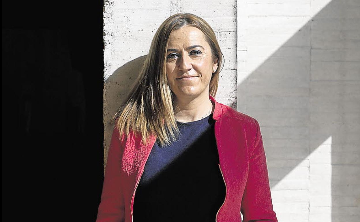 Virginia Barcones, en las Cortes de Castilla y León.