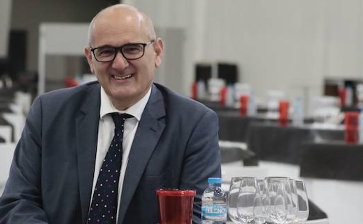 Pedro Ballesteros, Master of Wine, fue el encargado de dar la ponencia inaugural.