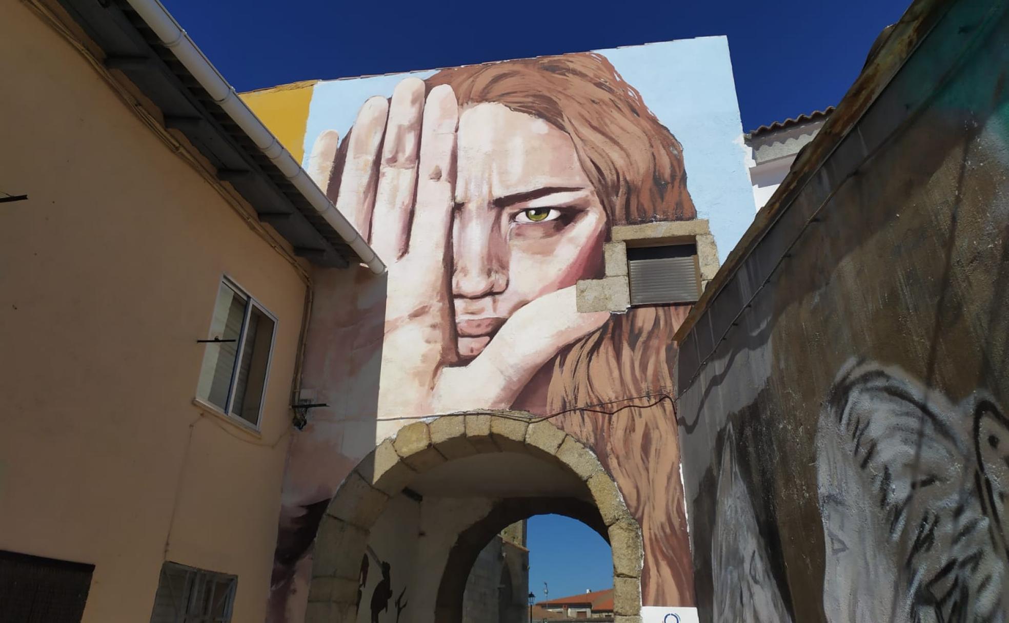 Violencia de Género. Fuera de concurso, Ana Repullo realizó este mural dentro del Pacto de Esado. 