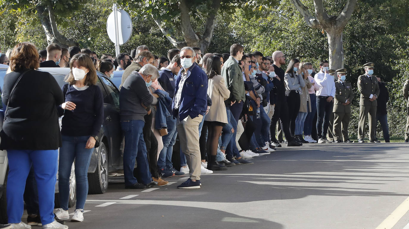 Fotos: Profundo dolor en el funeral militar por Andrés Martín