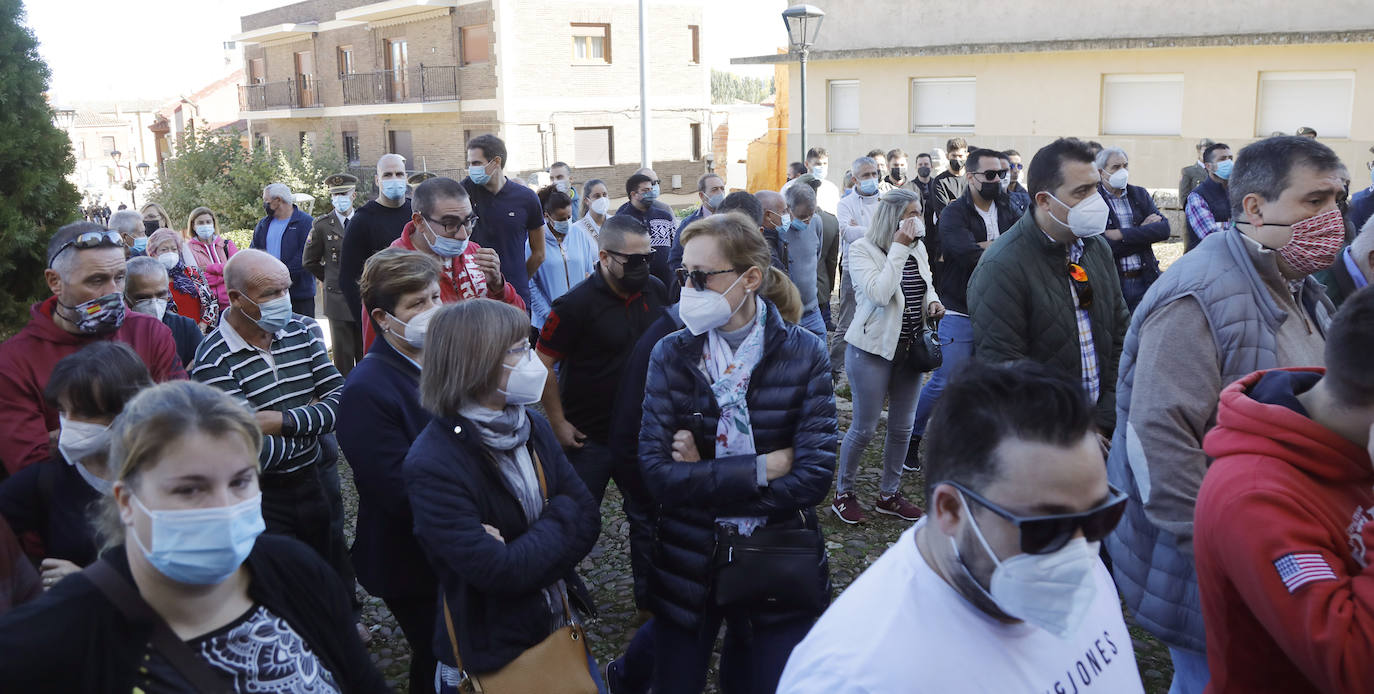 Fotos: Profundo dolor en el funeral militar por Andrés Martín