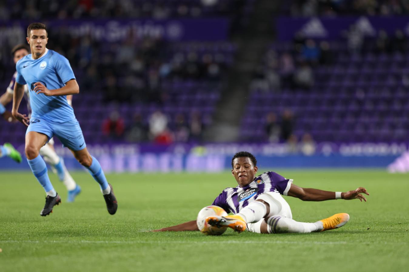 Fotos: El Real Valladolid empata ante el Ibiza (1-1)