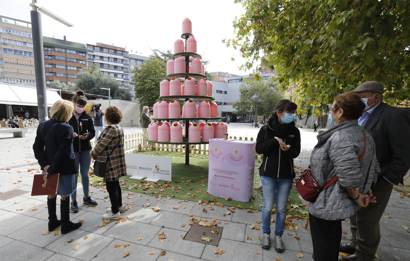 Fotos: Palencia recicla vidrio contra el cáncer de mama