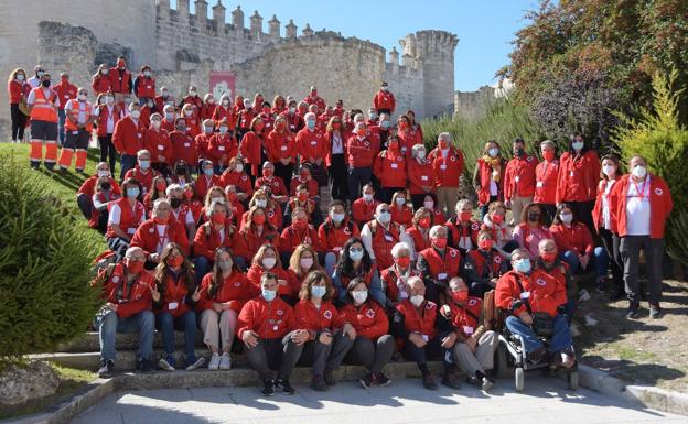 Cruz Roja realza el valor de su voluntariado en el multitudinario encuentro regional de Cuéllar