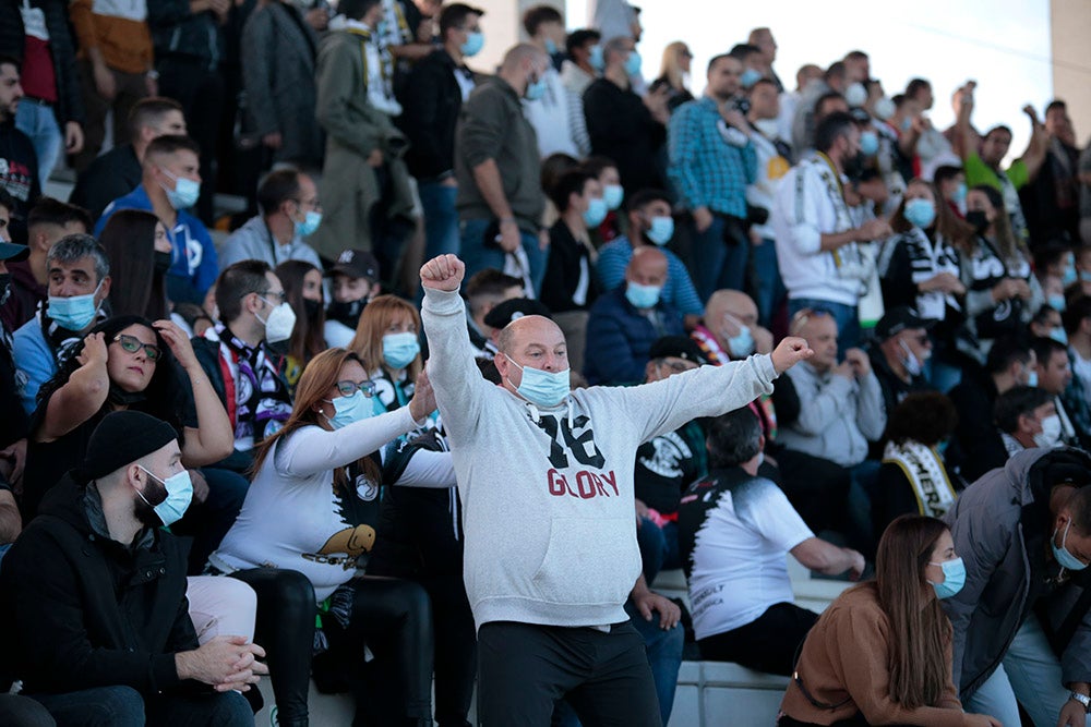 Histórica "Fiesta del Fútbol Popular" entre Unionistas y SD Logroñés en un Reina Sofía de récord 