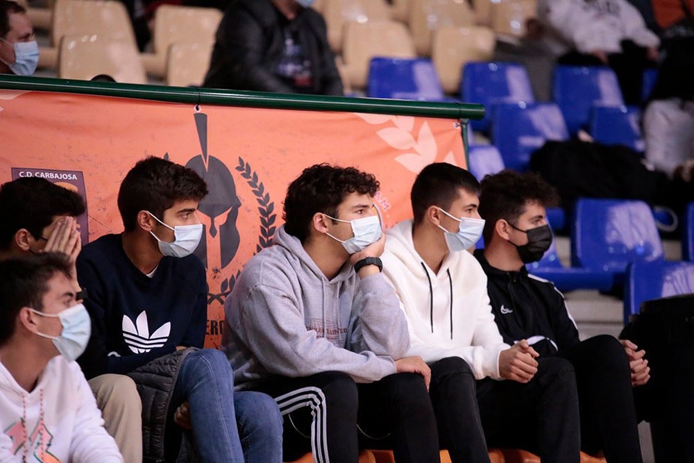 Festival desde el triple de Aquimisa para sumar su primer triunfo liguero ante un descendido de LEB Oro (91-75)