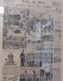 Imagen secundaria 2 - Arriba, vehículo fúnebre de La Soledad; debajo, a la izquierda, el tanatorio San José en 1990, y a la derecha, un vehículo de La Soledad, en el Daily Mail. 