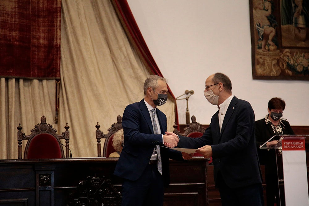 La Universidad de Salamanca entrega los Premios María de Maeztu a la excelencia científica de los años 2020 y 2021