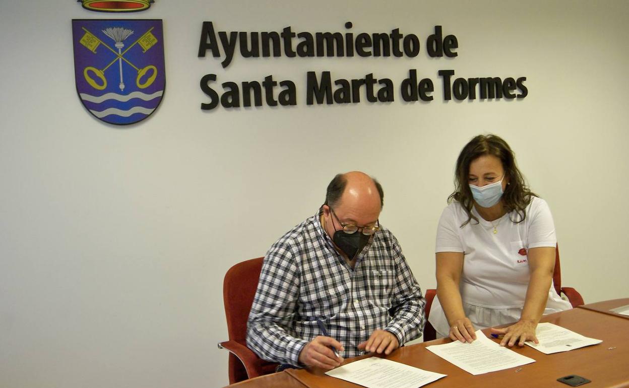 El Ayuntamiento de Santa Marta concede 3.500 euros a Proyecto Hombre