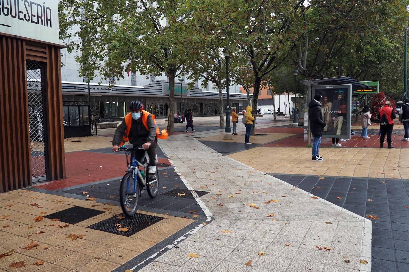 Detalles de una de las principales arterias de la ciudad 