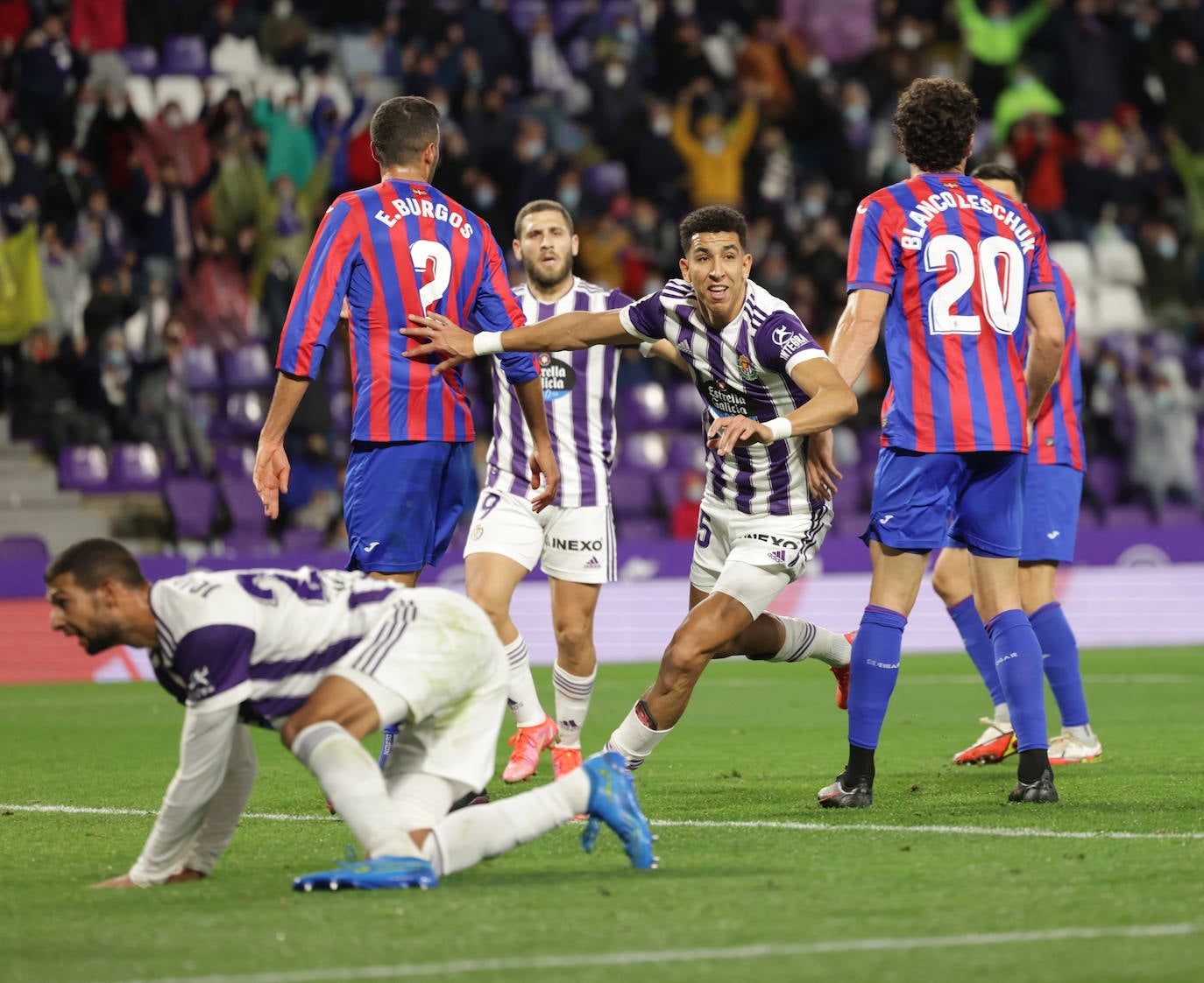 Fotos: Real Valladolid 2-0 Eibar