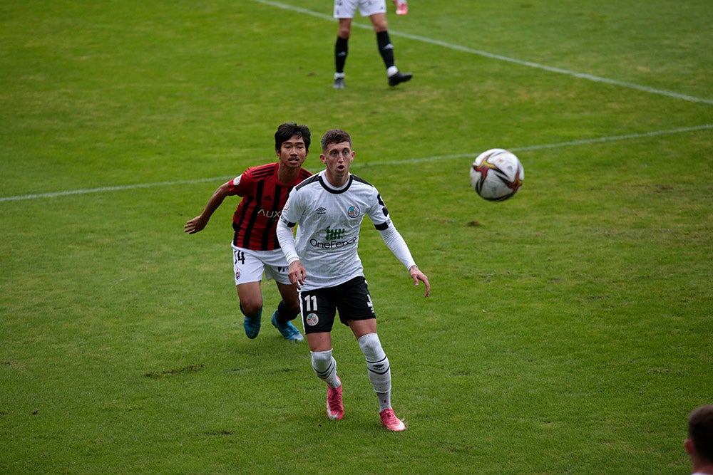 Pesadilla para el Salamanca UDS en el Helmántico ante el líder Unión Adarve (0-1)