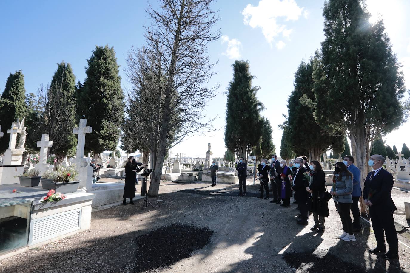 Día de Todos los Santos en el Cementerio del Carmen de Valladolid.