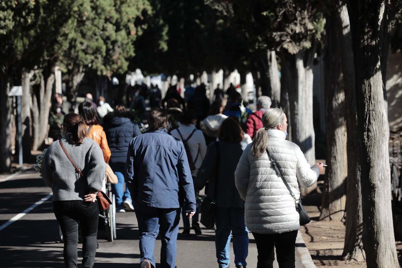 Día de Todos los Santos en el Cementerio del Carmen de Valladolid.