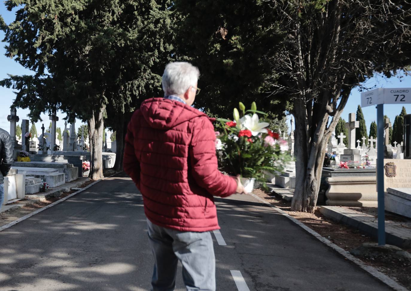 Día de Todos los Santos en el Cementerio del Carmen de Valladolid.