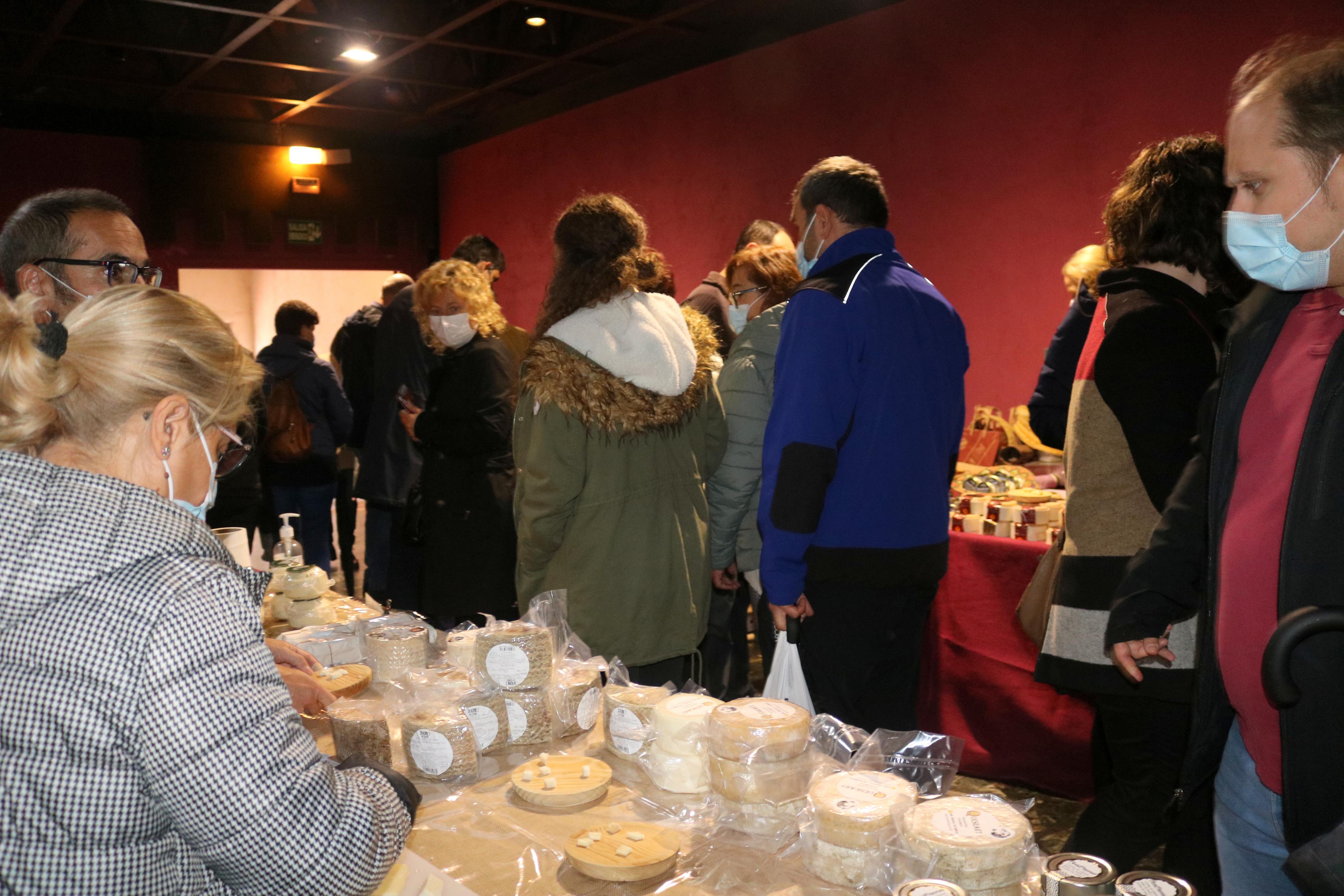 Baltanás disfrutó de la X Feria del Queso y el Vino con diversos actos durante toda la jornada