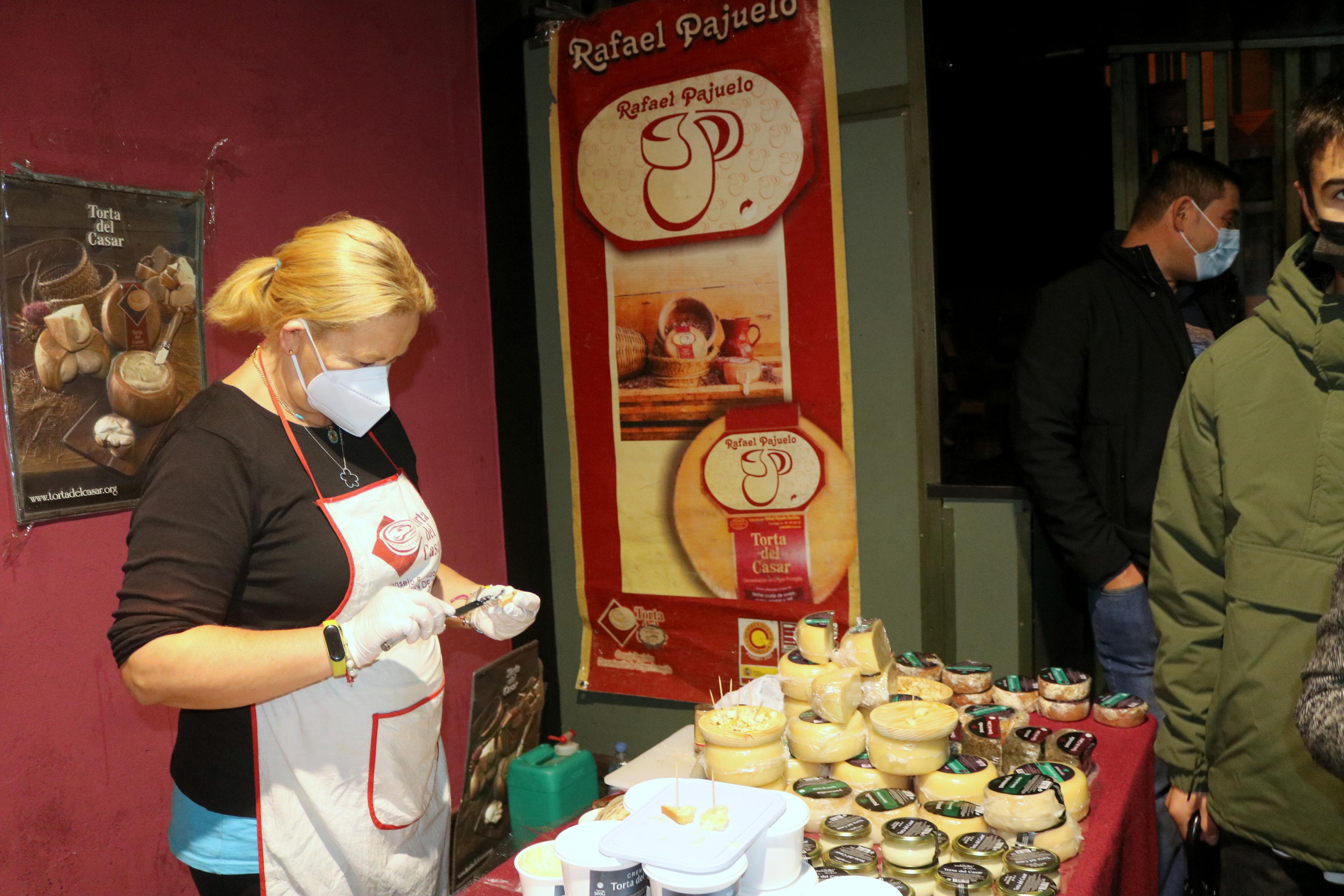 Baltanás disfrutó de la X Feria del Queso y el Vino con diversos actos durante toda la jornada