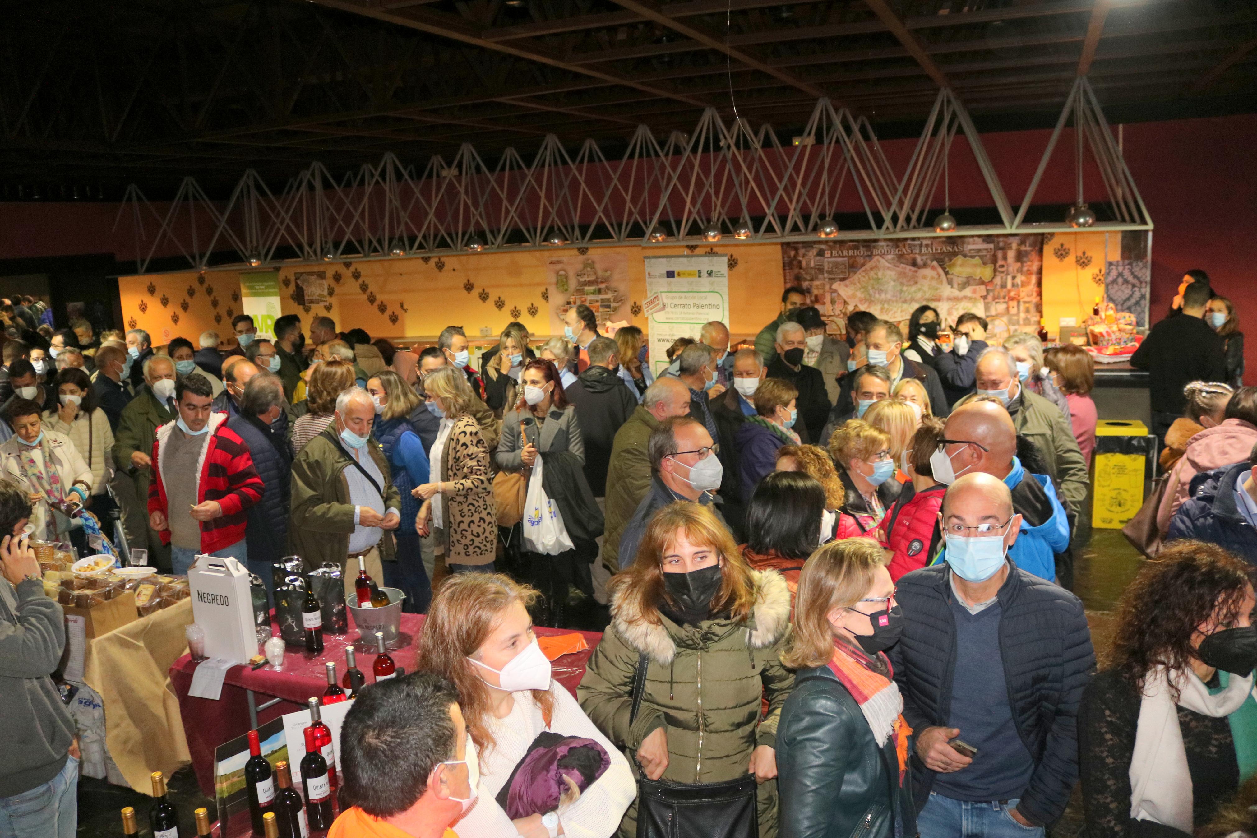 Baltanás disfrutó de la X Feria del Queso y el Vino con diversos actos durante toda la jornada